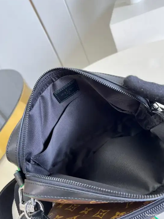MESSENGER TRIO VUITTON LOUIS 0630